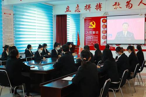 https://www.ghu.edu.cn/__local/8/89/D3/DF99E66611D3DB065A56DCC5EAC_B90192BE_1C7EA.jpg