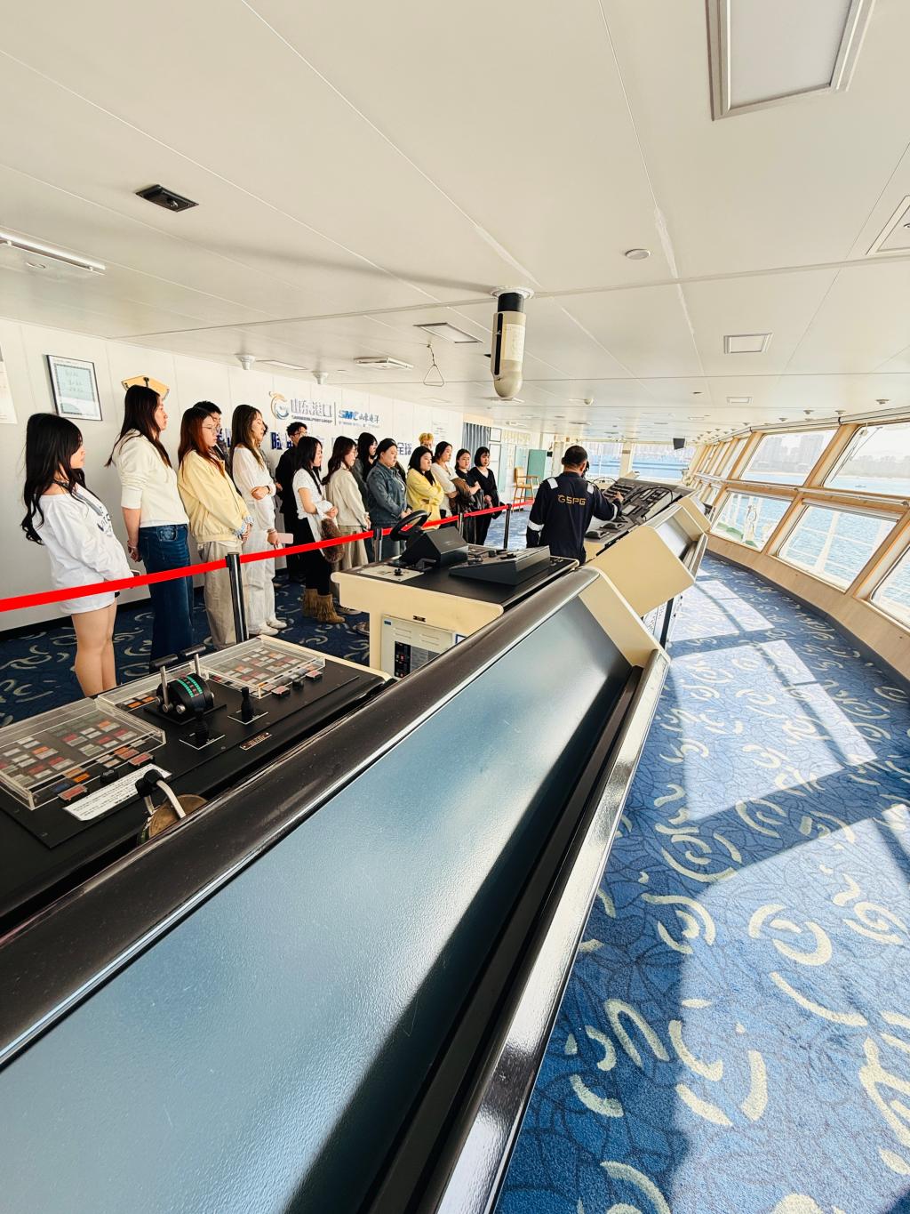 36759